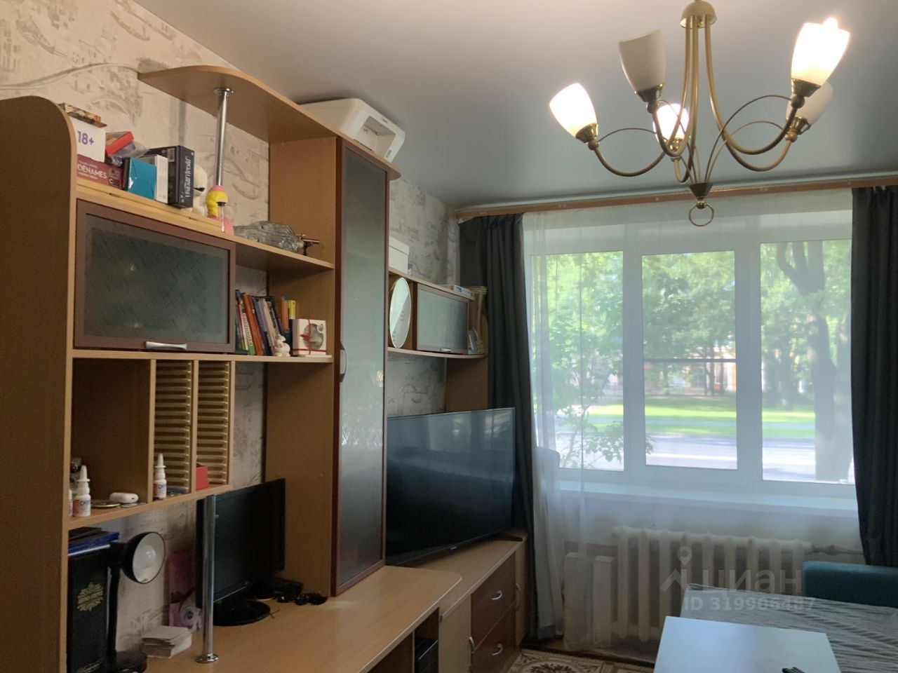 Продажа 2-комн квартиры на вторичном рынке пос. Стрельна, Санкт-Петербургское шоссе, 90