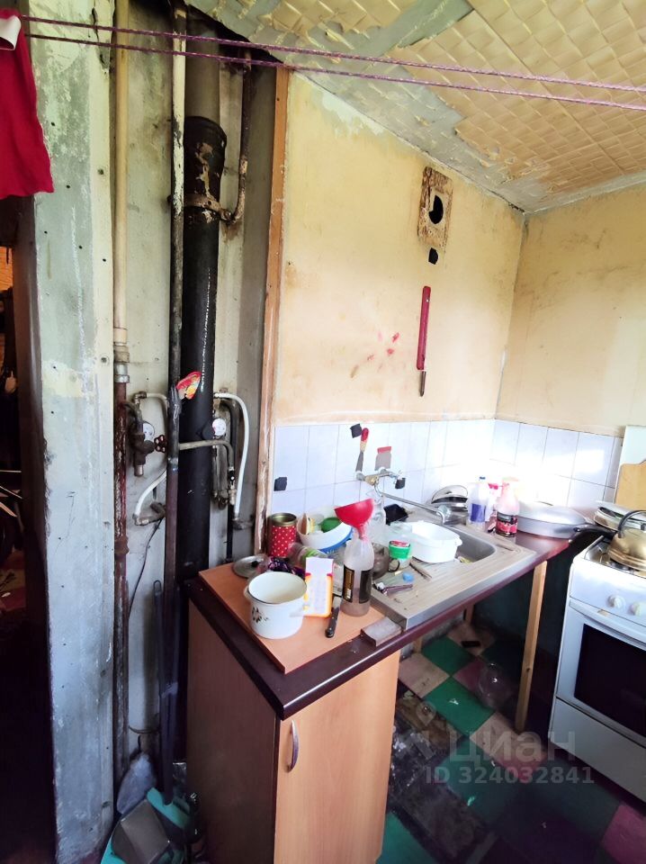 Продажа 2-комн квартиры на вторичном рынке улица Тельмана, 42