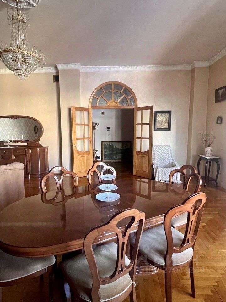 Продажа 4-комн квартиры на вторичном рынке Олсуфьевский переулок, 6С1