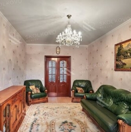 Продажа 4-комн квартиры на вторичном рынке Тропарёвская улица