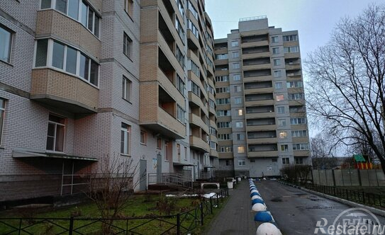 Продажа 1-комн квартиры на вторичном рынке Кировский район, улица Гагарина,  д. 20