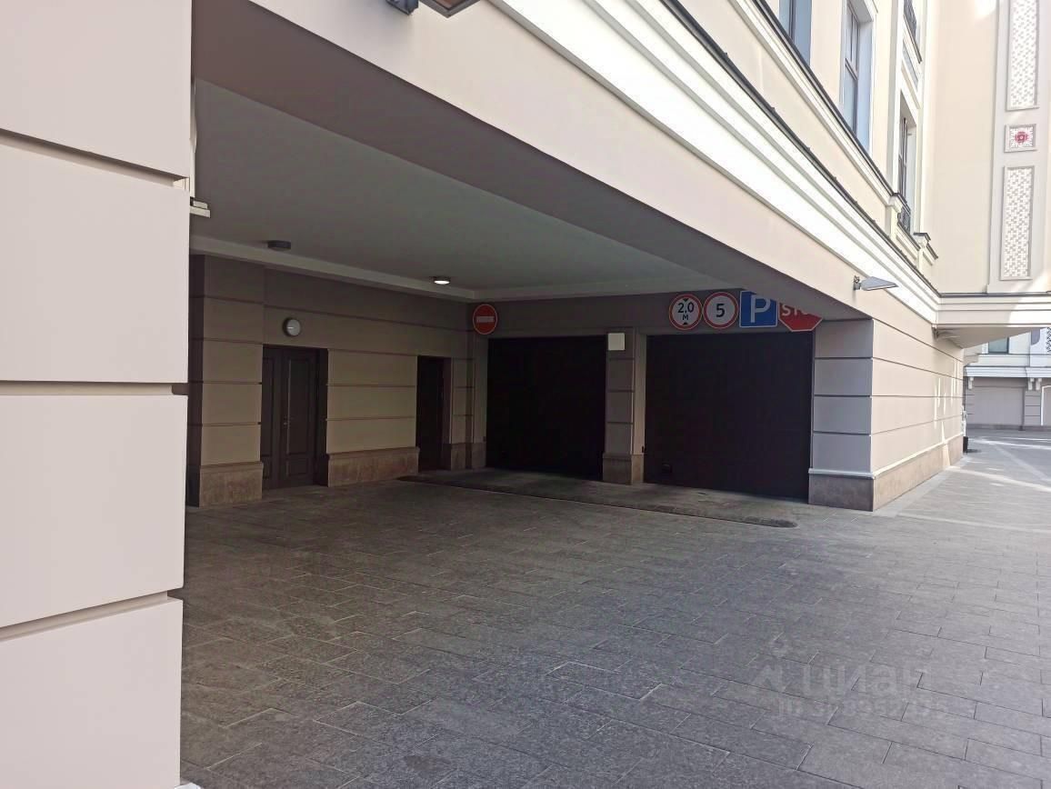 Продажа 2-комн квартиры на вторичном рынке Поварская улица, 8/1к1