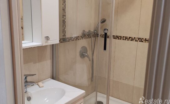 Продажа 2-комн квартиры на вторичном рынке ул Лазурная,  д. 10