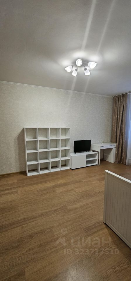 Аренда 1-комн квартиры на вторичном рынке Солнцевский проспект, 23