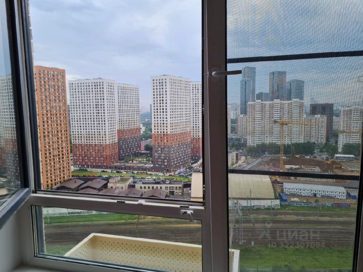 Продажа 3-комн квартиры на вторичном рынке Очаковское шоссе, 7