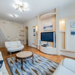 Аренда 3-комн квартиры на вторичном рынке Тверская-Ямская 4-я ул,  д. 8/9