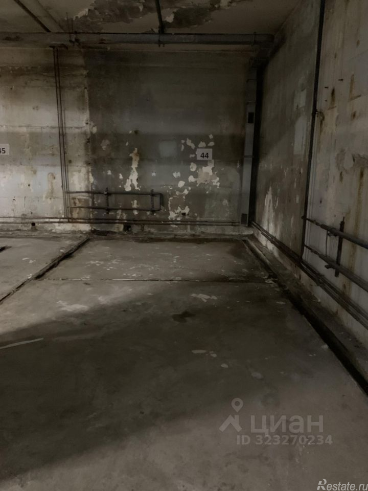 Продажа гаража Карамышевская наб,  д. 4,  к. 1