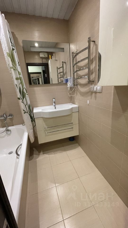 Продажа 2-комн квартиры на вторичном рынке Береговой проезд, 7