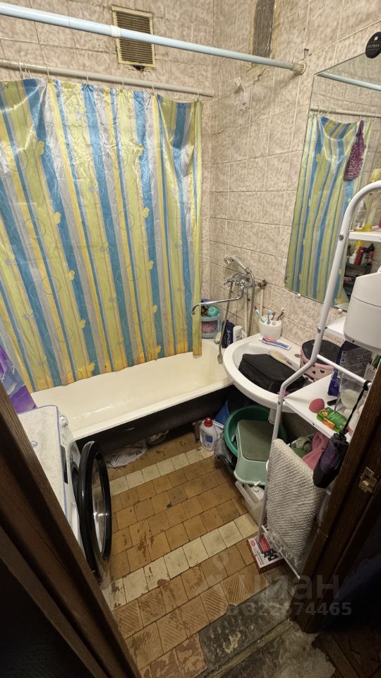 Продажа 2-комн квартиры на вторичном рынке Кронштадт, проспект Ленина, 8