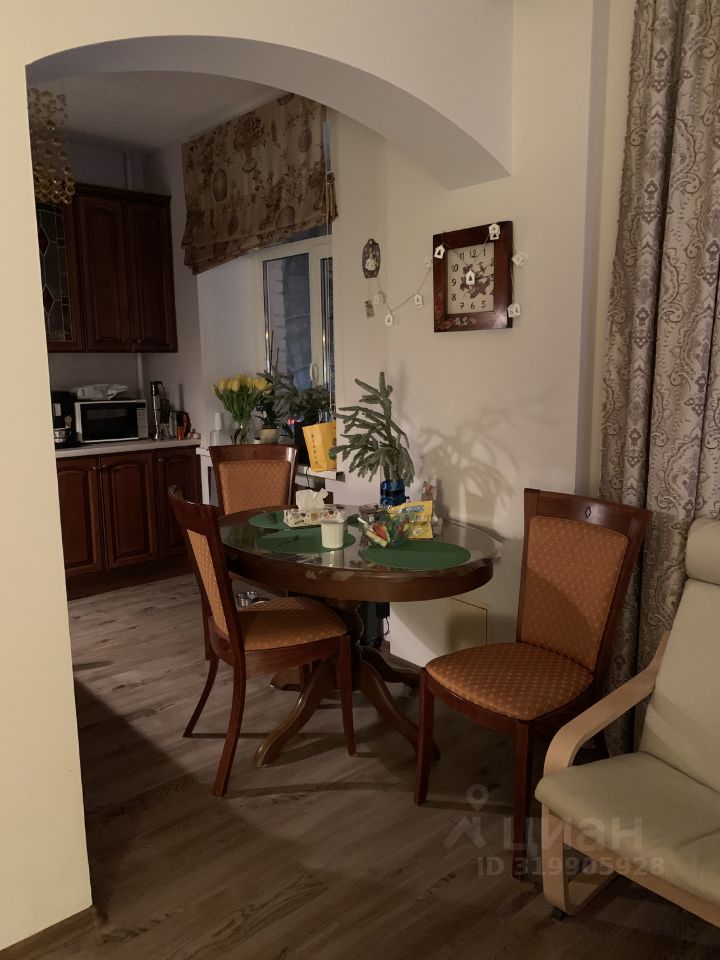 Продажа 3-комн квартиры на вторичном рынке улица Маршала Бирюзова, 18