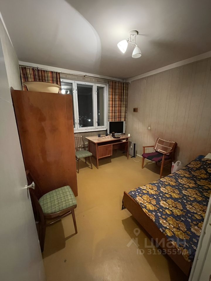 Продажа 3-комн квартиры на вторичном рынке Клин, Ленинградская улица, 19