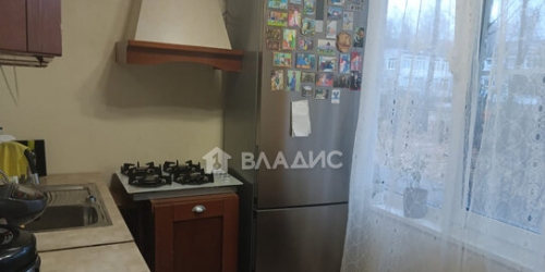 2-комн квартира улица Брянцева,  д. 8