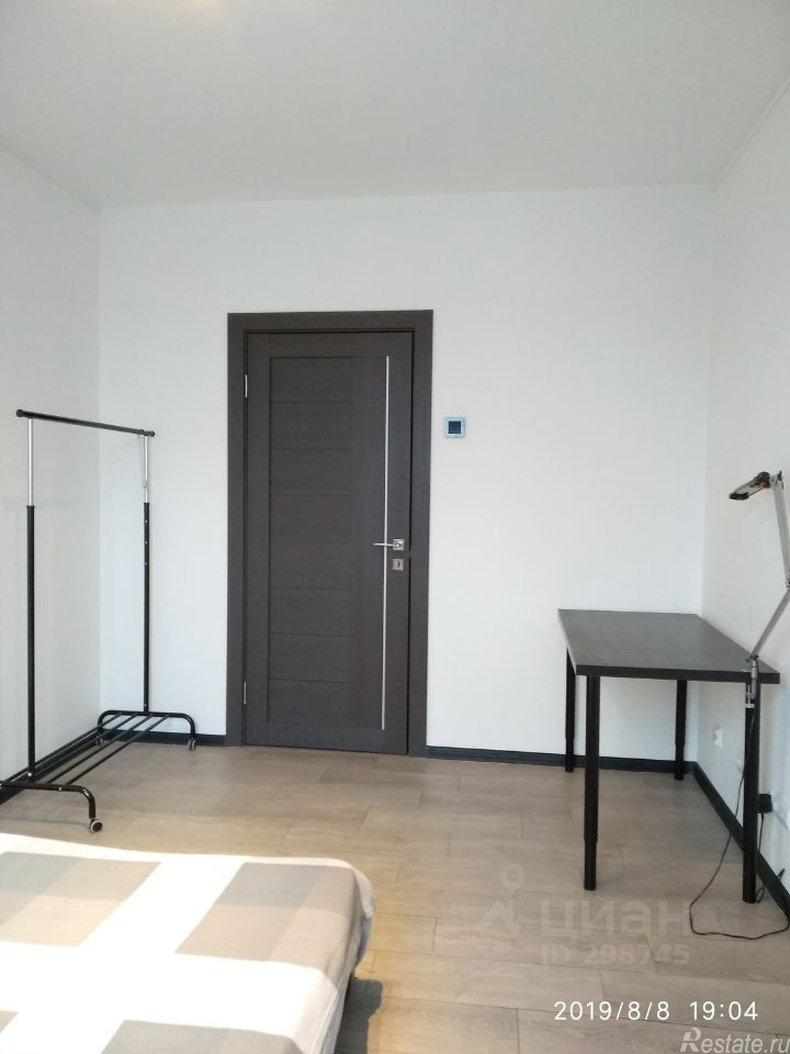 Аренда 2-комн квартиры на вторичном рынке бульвар Адмирала Ушакова,  д. 8