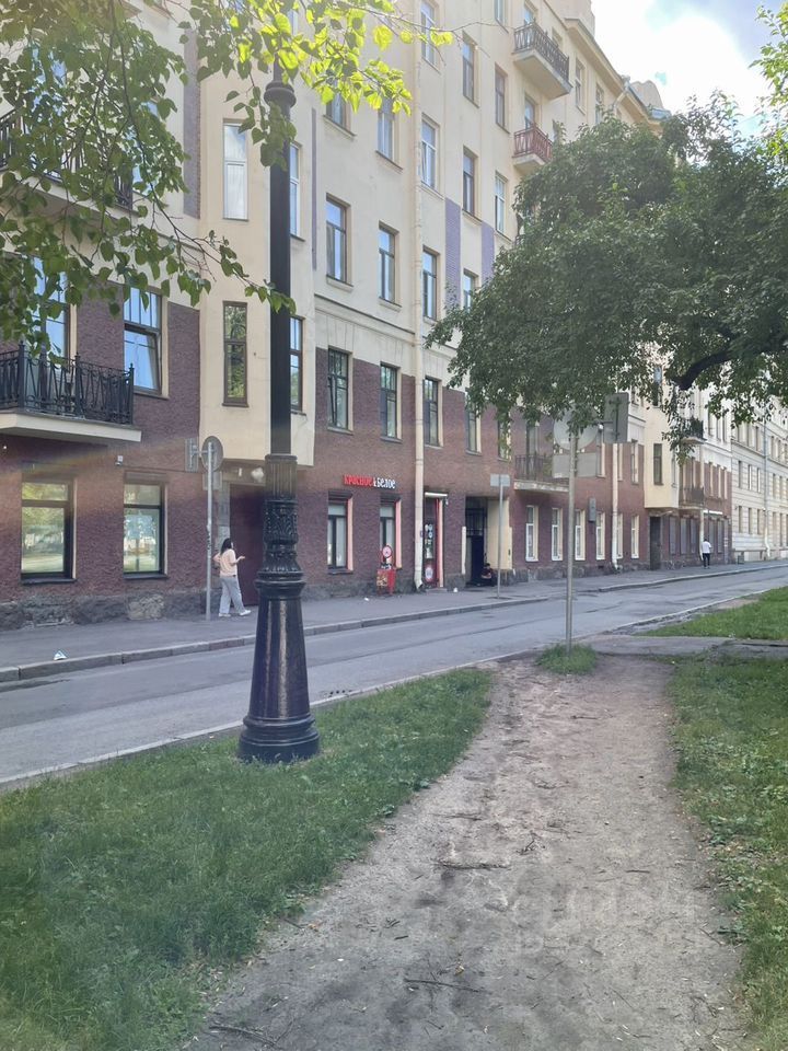 Продажа комнаты проспект Большой Васильевского острова, 56