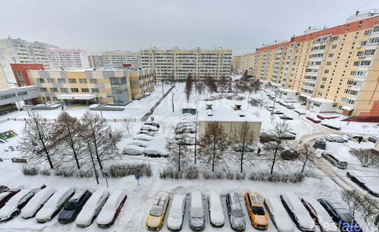 Продажа 2-комн квартиры на вторичном рынке ул Святоозерская,  д. 21