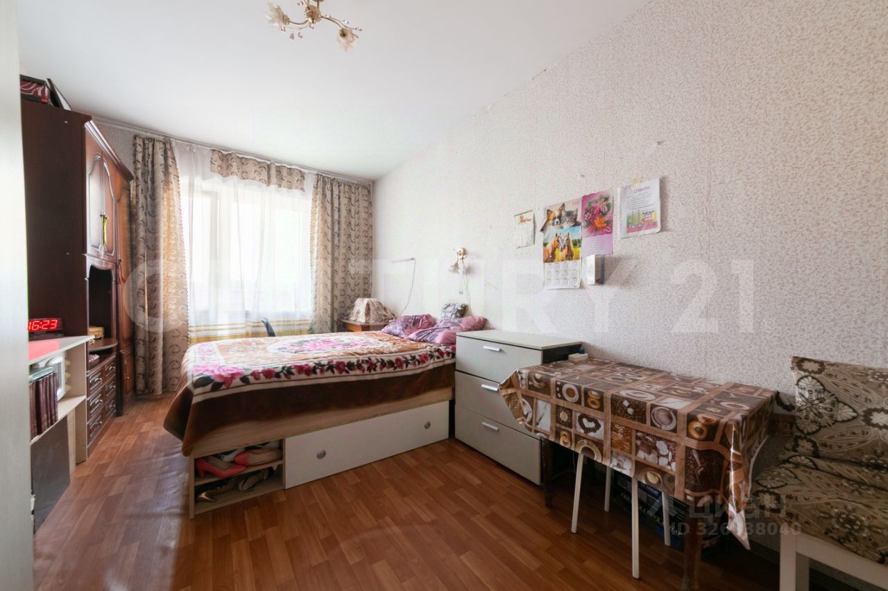 Продажа 3-комн квартиры на вторичном рынке проспект Героев, 26к2