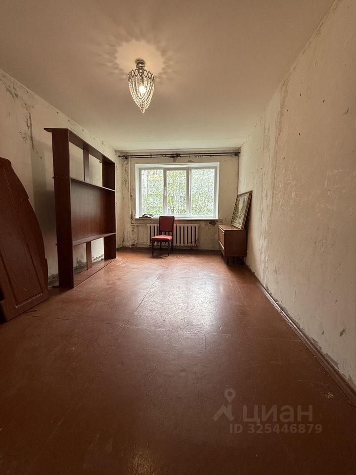Продажа 2-комн квартиры на вторичном рынке Гатчина, улица Достоевского, 15