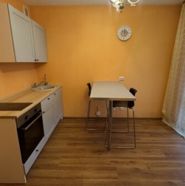 Продажа 2-комн квартиры на вторичном рынке улица Корнея Чуковского,  д. 5 к2