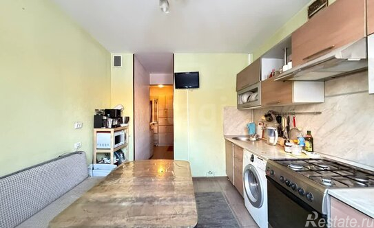 Продажа 3-комн квартиры на вторичном рынке Петергофское ш,  д. 11/21