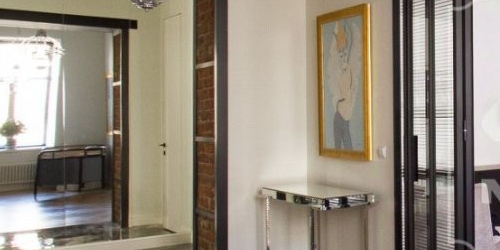 4-комн квартира улица Жуковского, 49