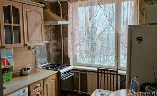 Продажа 2-комн квартиры на вторичном рынке Художников пр-кт,  д. 41