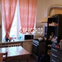 Продажа 2-комн квартиры на вторичном рынке Волхов, ул Марата,  д. 1