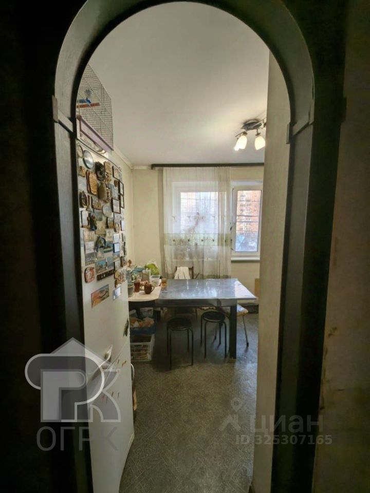 Продажа 4-комн квартиры на вторичном рынке улица Полины Осипенко, 18К2
