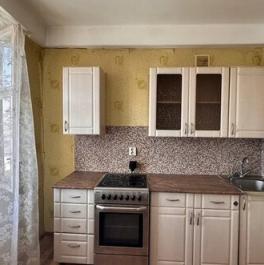 Продажа 1-комн квартиры на вторичном рынке улица Крыленко,  д. 43 к1