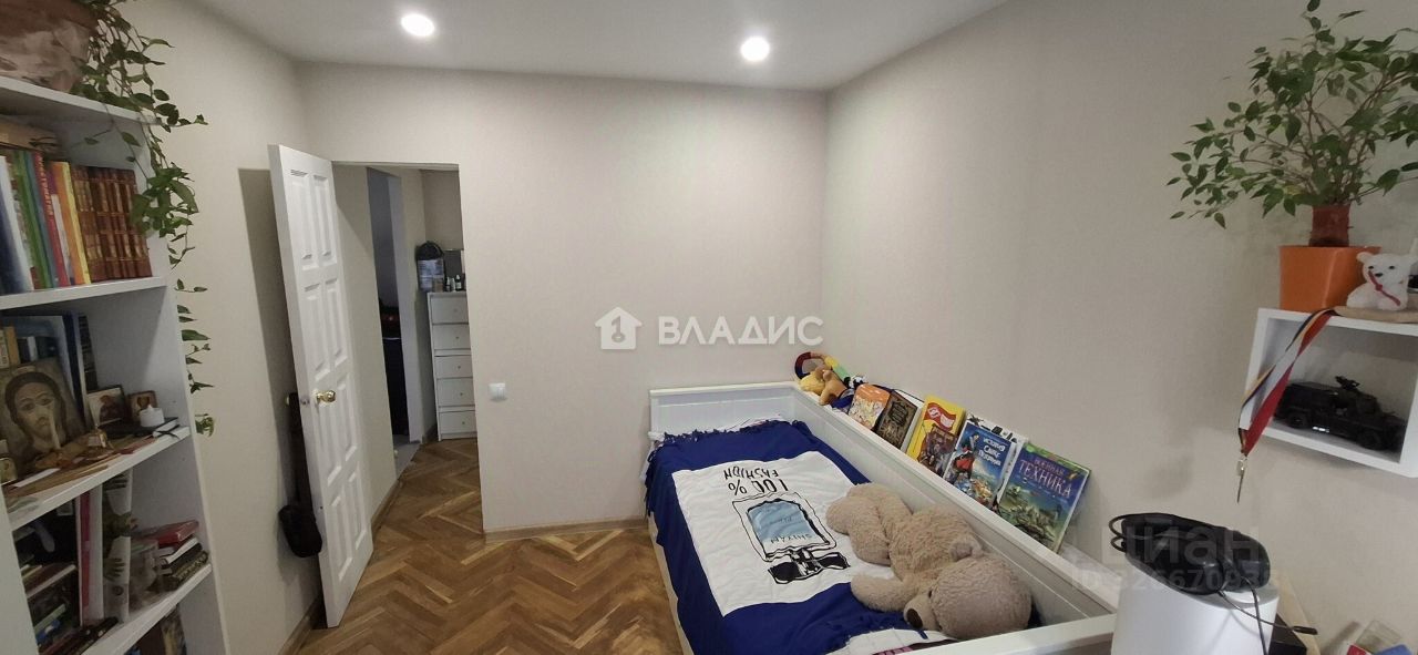 Продажа 2-комн квартиры на вторичном рынке улица Паршина, 31К2