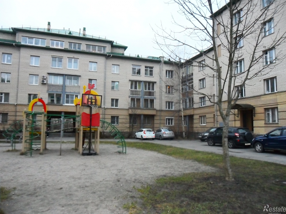 Продажа 3-комн квартиры на вторичном рынке Пушкин г, Петербургское ш ,  д. 8,  к. 2