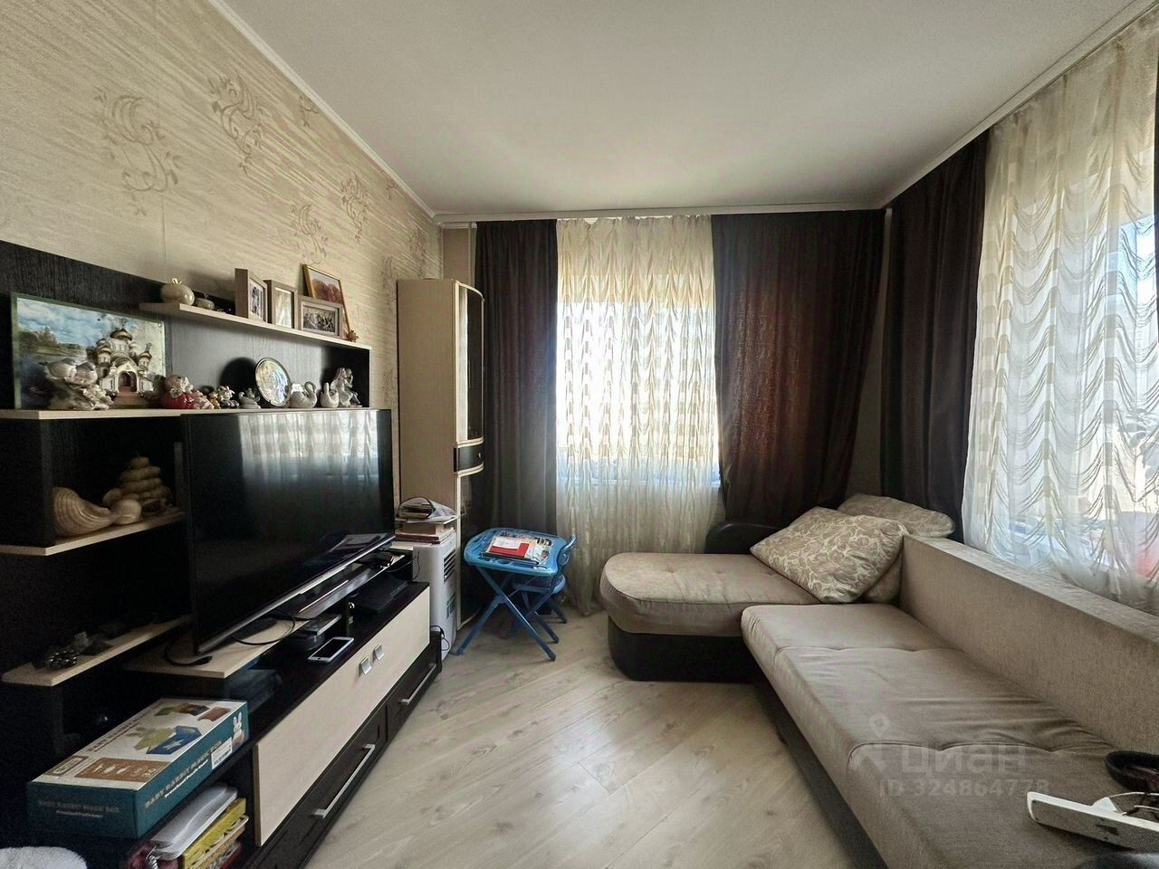 Продажа 2-комн квартиры на вторичном рынке улица Оптиков, 49к2