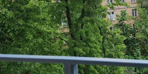 2-комн квартира улица Гришина, 16