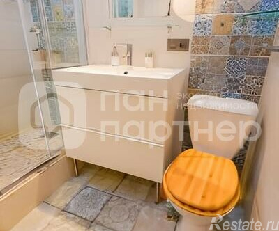 Продажа 2-комн квартиры на вторичном рынке Большевиков пр-кт,  д. 5