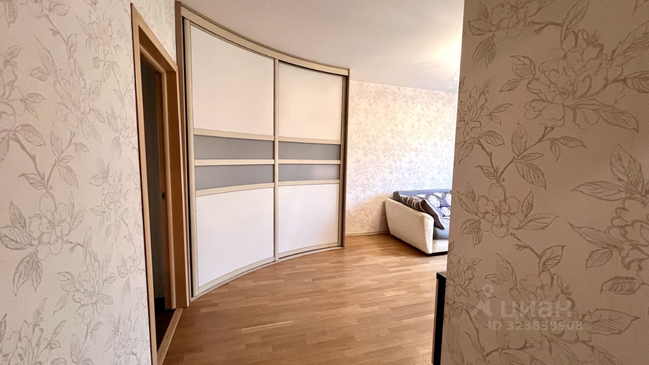 Продажа 3-комн квартиры на вторичном рынке Ореховый бульвар, 21к1