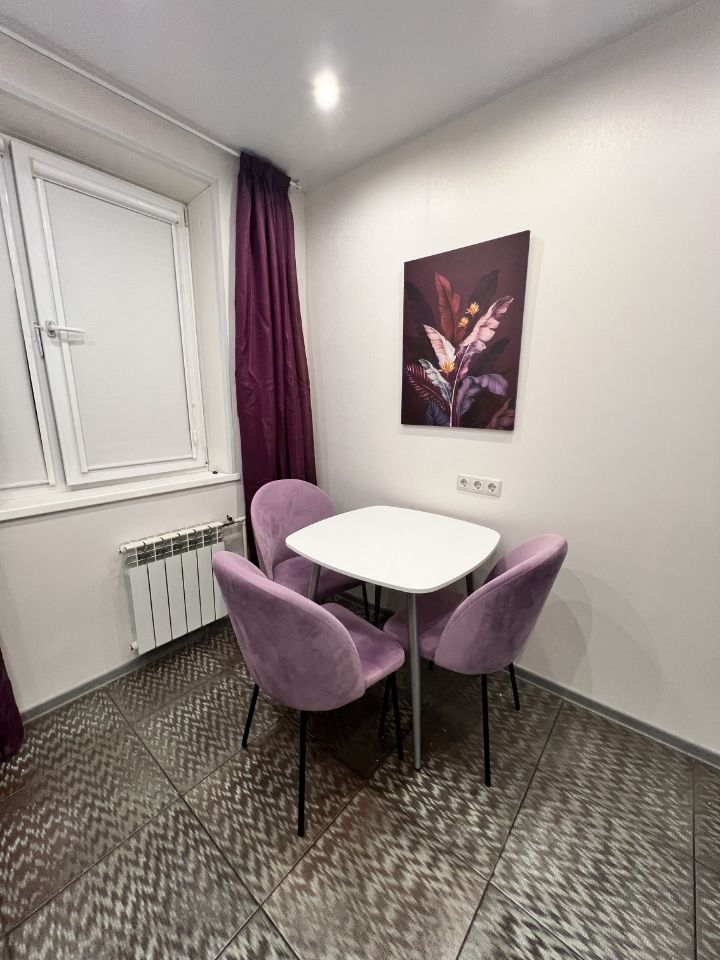 Аренда 1-комн квартиры на вторичном рынке Изюмская улица, 22