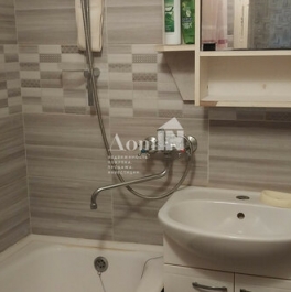 Продажа 1-комн квартиры на вторичном рынке Колпино г, Ленина пр-кт,  д. 60 к1 с1