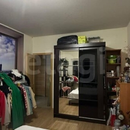 Продажа 1-комн квартиры на вторичном рынке улица Оптиков,  д. 51 к1