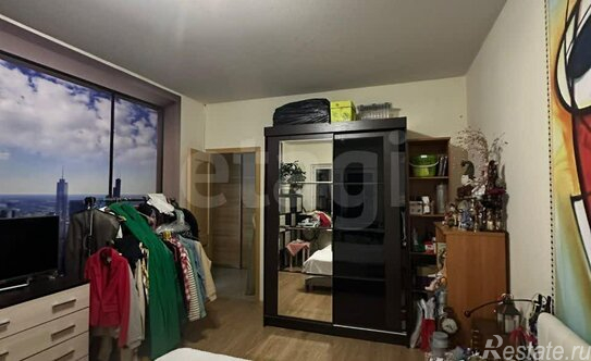 Продажа 1-комн квартиры на вторичном рынке улица Оптиков,  д. 51 к1