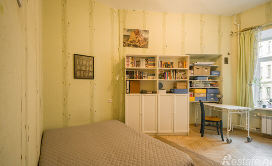 Продажа 3-комн квартиры на вторичном рынке Казанская улица,  д. 45