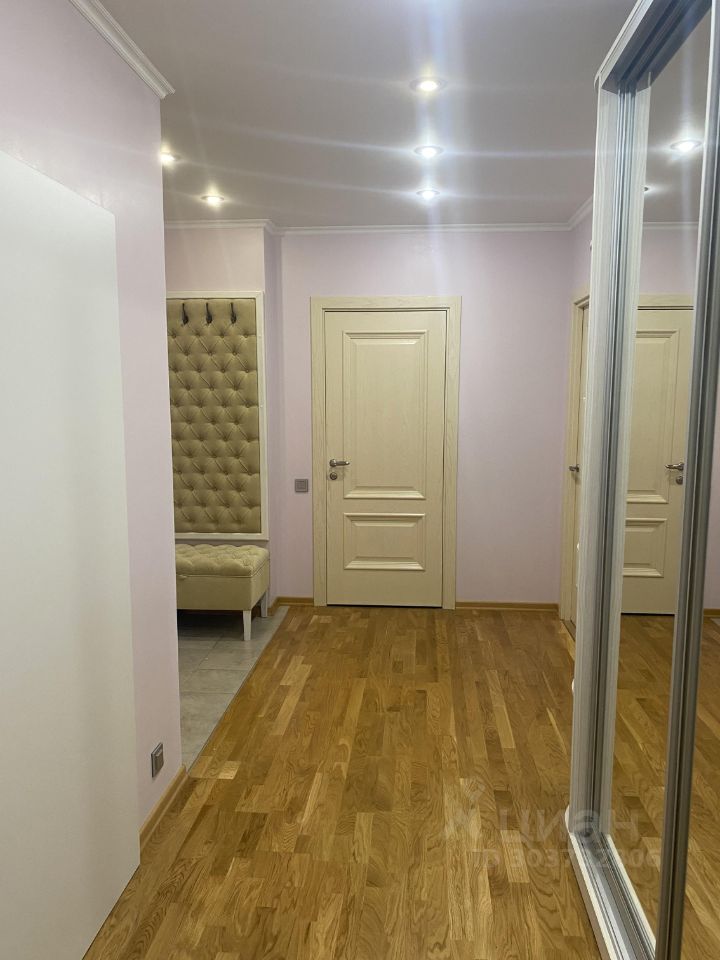 Продажа 2-комн квартиры на вторичном рынке Южный мкр, Звенигород, улица Радужная,  д. 12