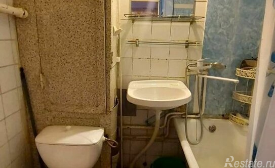 Продажа 1-комн квартиры на вторичном рынке ул Петрозаводская,  д. 15,  к. 3