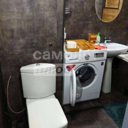 Продажа 2-комн квартиры на вторичном рынке улица Крылатские Холмы,  д. 41 к2