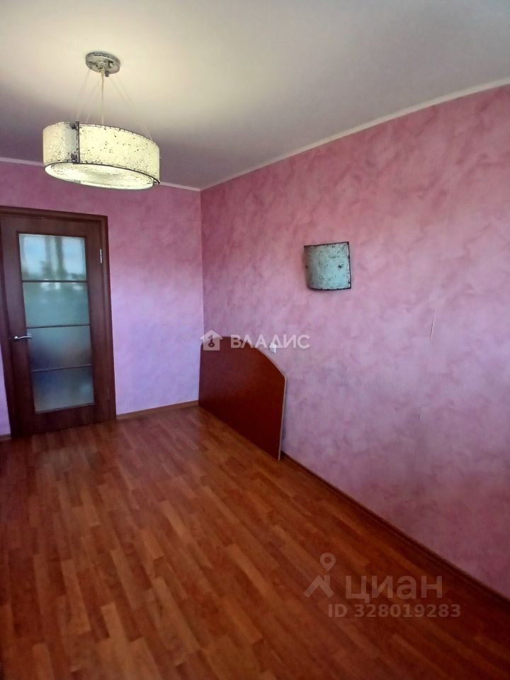 Продажа 3-комн квартиры на вторичном рынке Электросталь, Южный проспект, 7к3