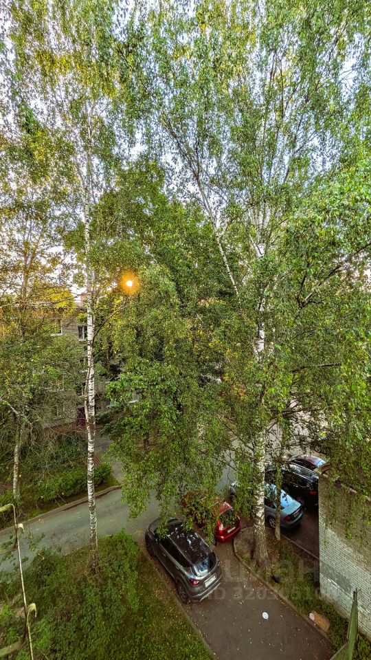 Продажа 1-комн квартиры на вторичном рынке Павловск, Гуммолосаровская улица, 23