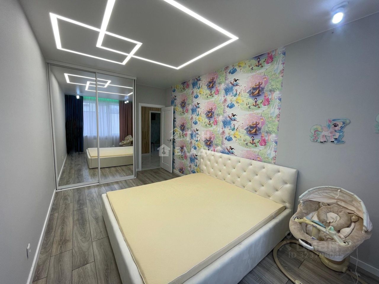 Продажа 3-комн квартиры на вторичном рынке Пушкарь мкр, с. Тарасовка,  д. 2