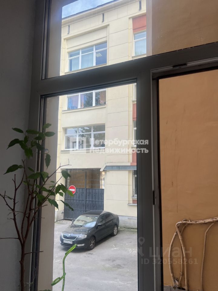 Продажа 5-комн квартиры на вторичном рынке Рижский проспект, 18
