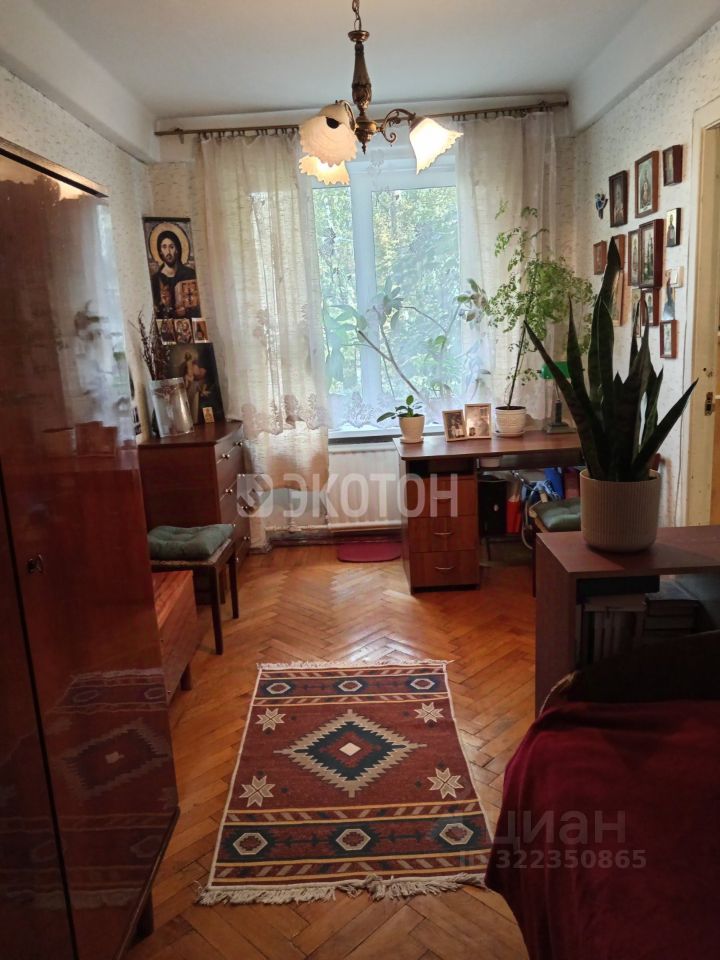 Продажа 2-комн квартиры на вторичном рынке улица Турку, 28К3