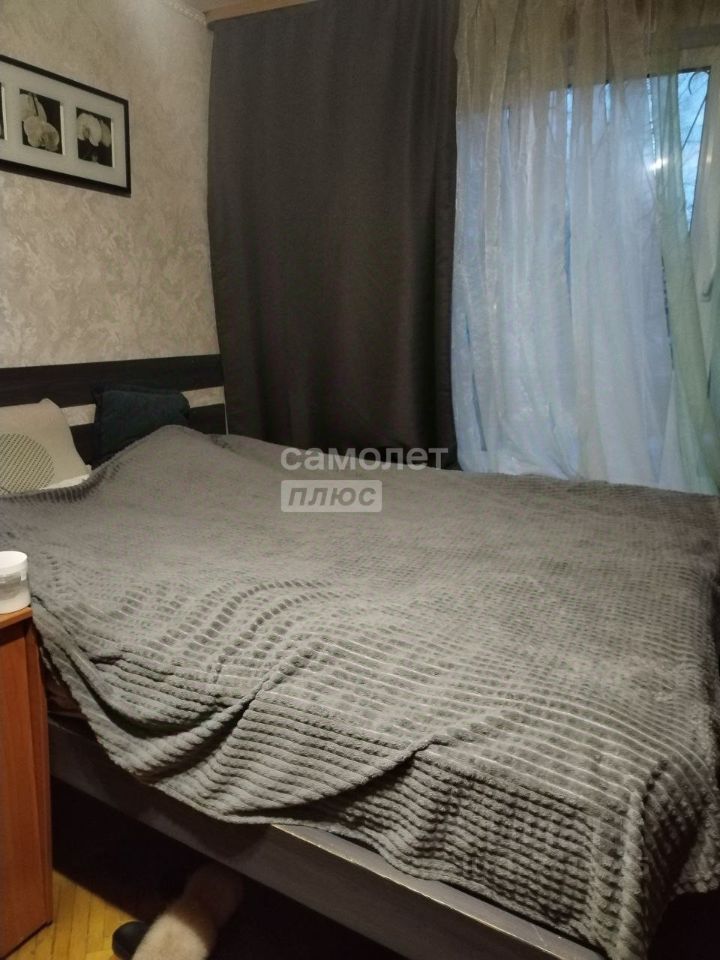 Продажа 2-комн квартиры на вторичном рынке проезд Карамзина, 1К3