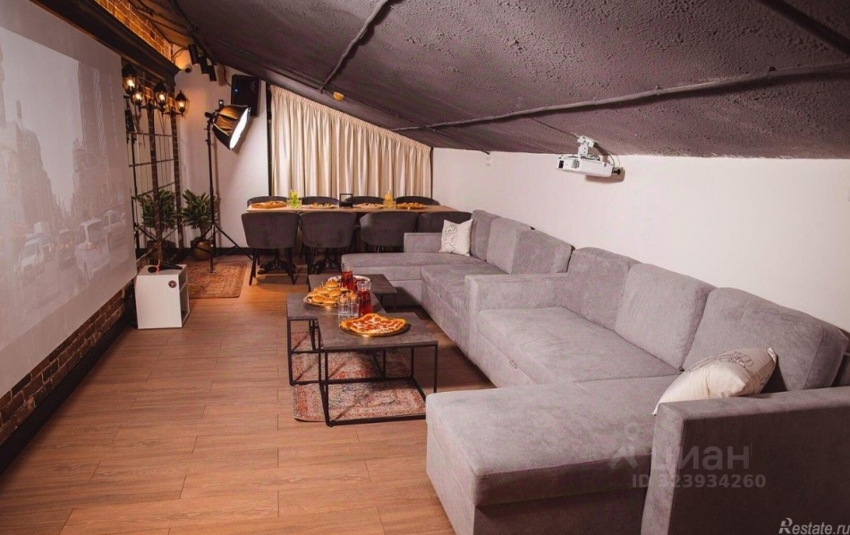 Продажа отдельного здания площадь Киевского Вокзала,  д. 2Б