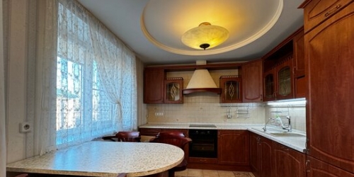 4-комн квартира Колпино г, Анисимова ул,  д. 5,  к. 2